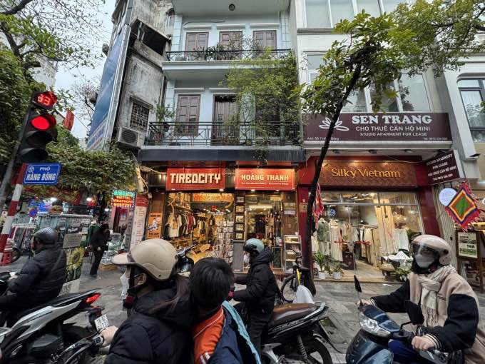 FrontHouse cho thuê tại Hàng Bông, Hoàn Kiếm 105m² giá 85 triệu - Phù hợp cho spa, làm đẹp!