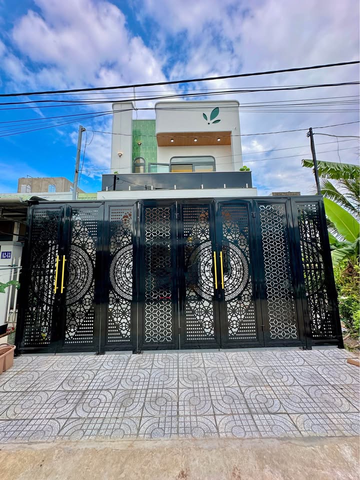 Nhà mặt tiền Nguyễn Cảnh Chân, An Hoà, 99m² giá 3.55 tỷ - Đầu tư sinh lời cao!