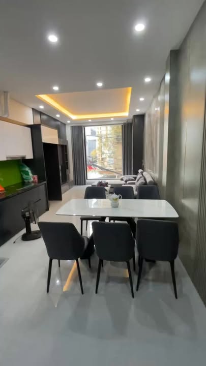 Nhà riêng cho thuê tại Ngọc Thụy, Long Biên 40m² giá 12 triệu - Gần gũi và tiện nghi!