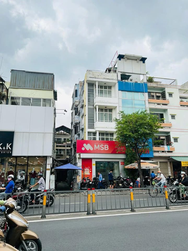 Nhà mặt tiền Lê Văn Duyệt, Bình Thạnh 79m² giá 38 tỷ - Đầu tư sinh lời ngay!