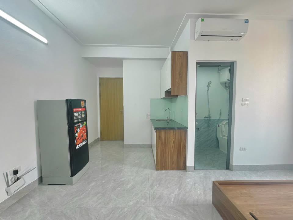 Căn hộ Studio Ccmn 261 Phú Diễn 30m² giá chỉ 3.2 triệu - Full nội thất, gần Đại Học Tài Nguyên Môi Trường!