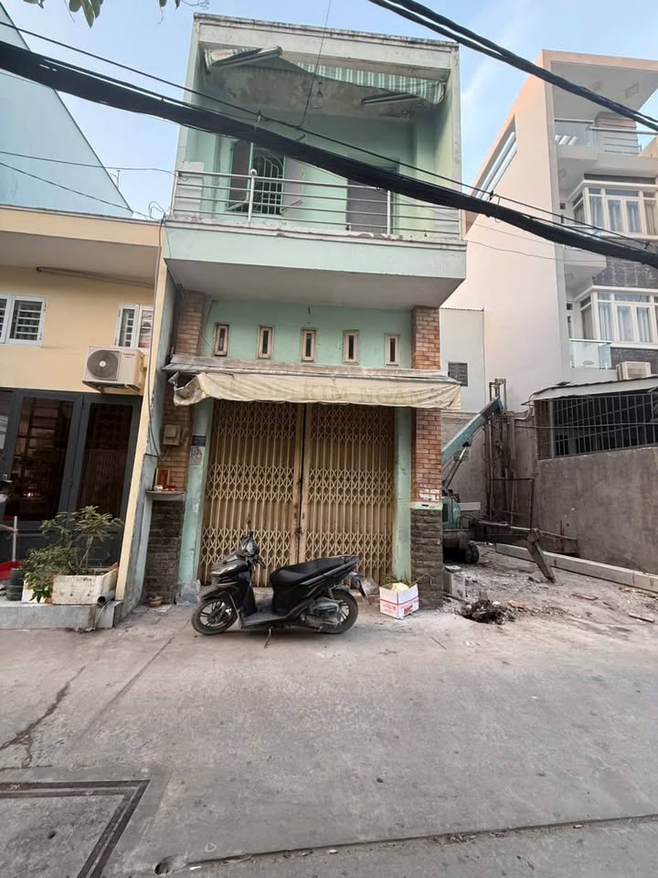 Nhà mặt tiền kinh doanh Bùi Tư Toàn, Bình Tân 32m² giá 8 triệu - Thích hợp vừa ở vừa kinh doanh!