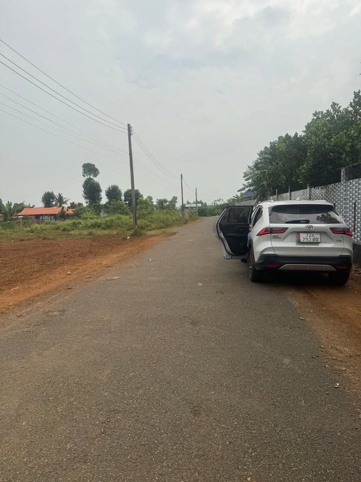 Đất vườn Long Phước 3600m² giá 1.89 tỷ - Đầu tư lý tưởng cho nghỉ dưỡng!