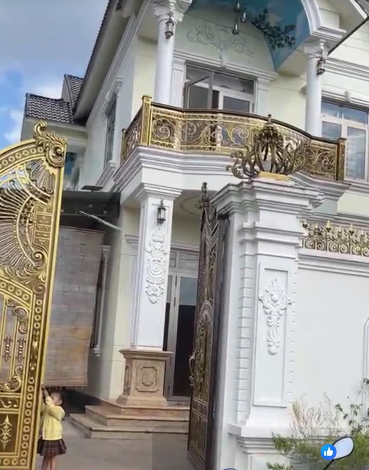 Biệt thự Townhouse Tân Xuân 288m² giá 4 tỷ - Gần đường Nguyễn Huệ chỉ 100m!