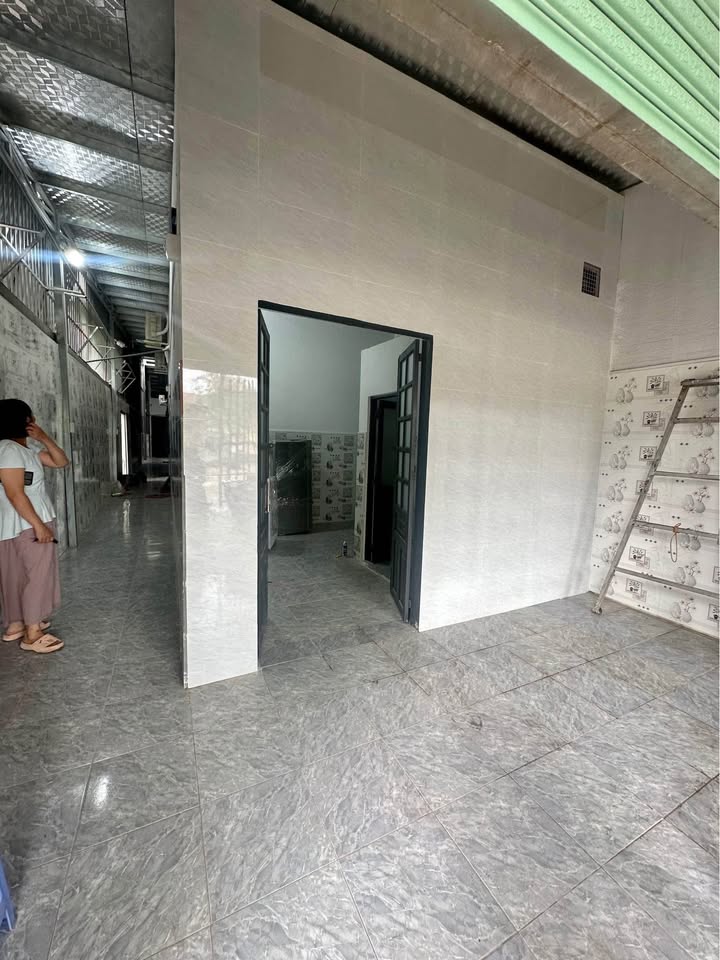 Nhà trọ cao cấp Tiến Thành Đồng Xoài 1PN giá 2.5 triệu - Sẵn máy lạnh, tủ lạnh, máy giặt