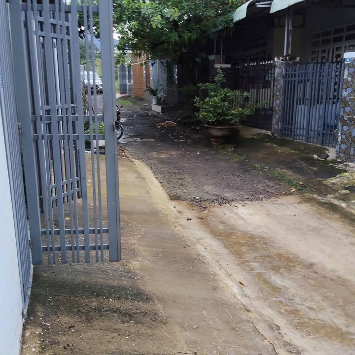 Nhà riêng Tân Xuân 97m² giá 950 triệu - Thiết kế rộng rãi, thoáng mát!