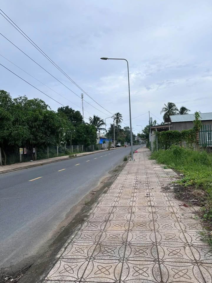 Đất nền mặt tiền đường Nguyễn Hữu Kiến 150m² giá 990 triệu - Pháp lý rõ ràng