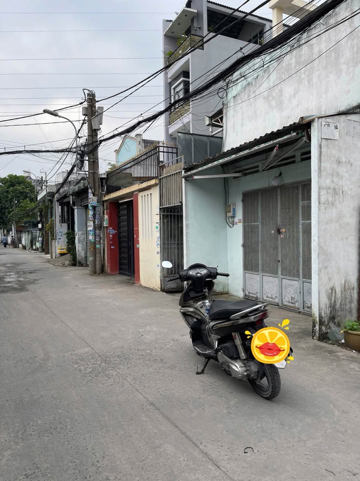 Nhà trọ Bà Điểm Hóc Môn 125m² giá 5.7 tỷ - Đang cho thuê 15 triệu/tháng!