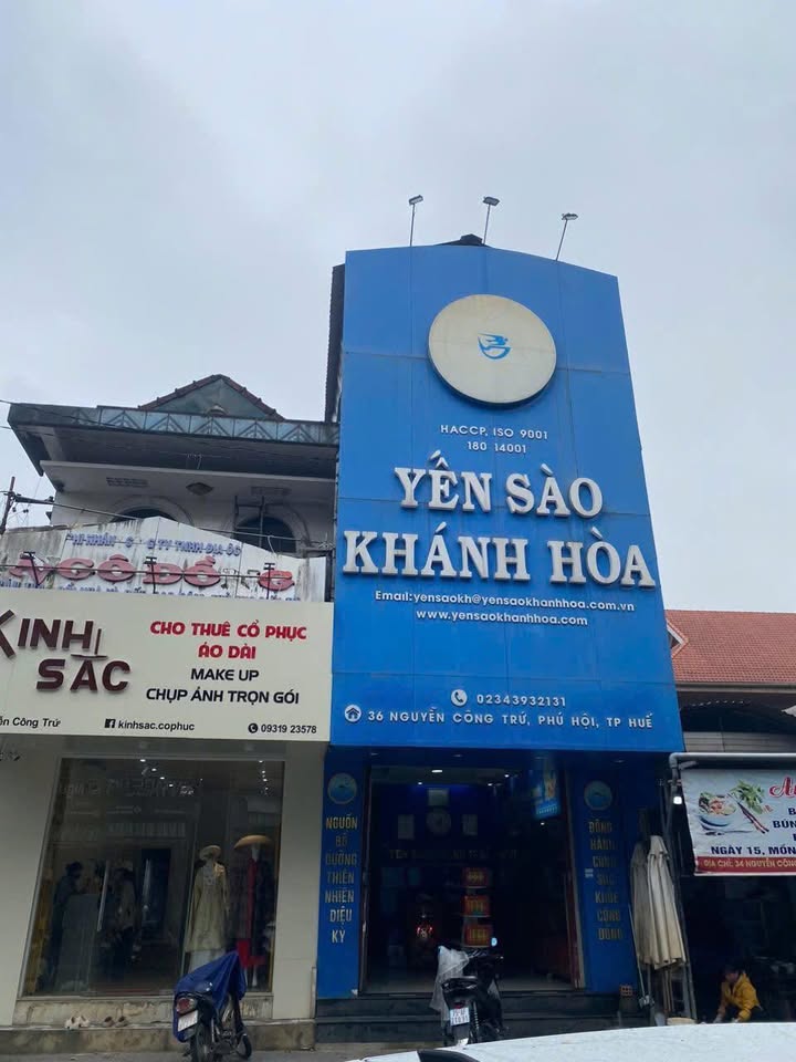 Nhà nguyên căn 3 tầng tại 36 Nguyễn Công Trứ - Phù hợp cho văn phòng và kinh doanh!