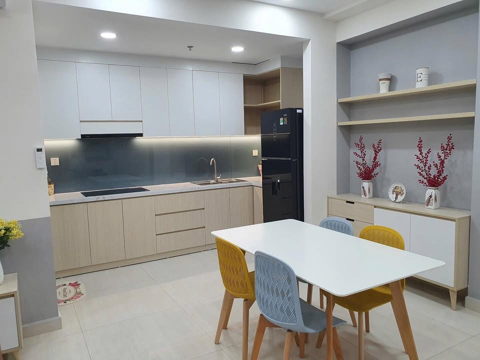 Căn hộ Urban Hill Phú Mỹ Hưng 76m² giá 7.4 tỷ - Full nội thất, sẵn sàng vào ở!