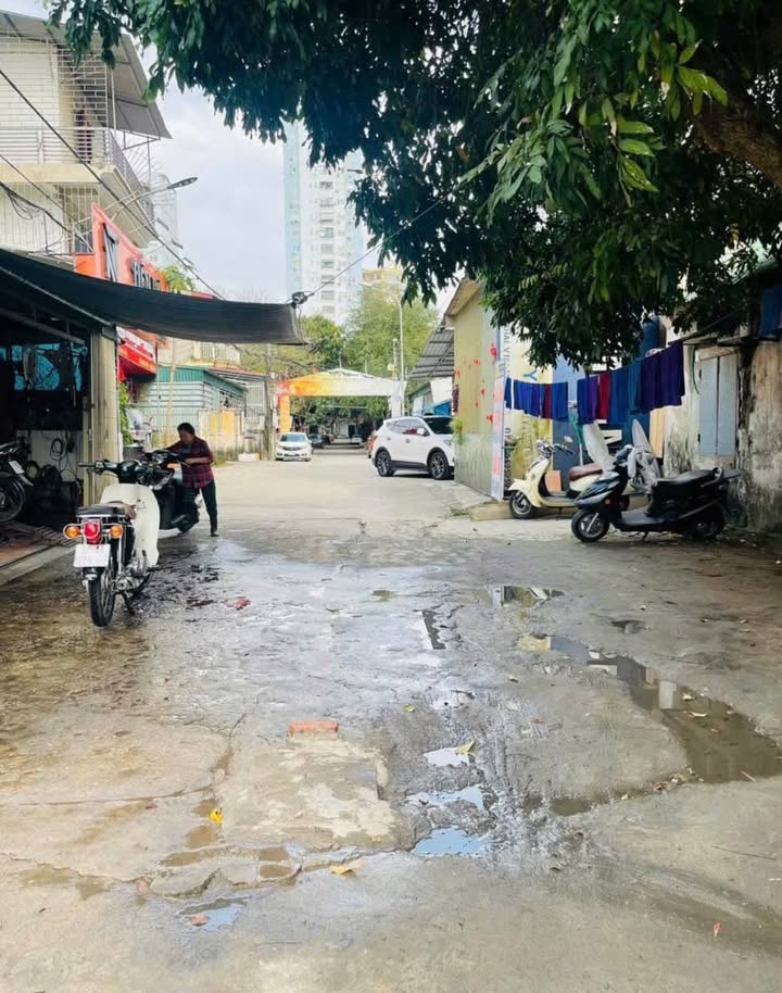 Đất nền mặt đường Lương Đình Của, Quang Trung 128.4m² giá 4.8 tỷ - Vị trí đắc địa, thuận tiện giao thông!