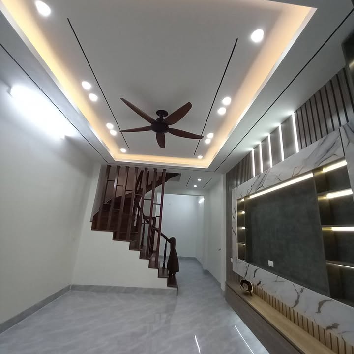 Căn nhà 3 tầng Đường Phù Long, 60m² giá 2.086 tỷ - Sẵn sàng dọn vào ở!