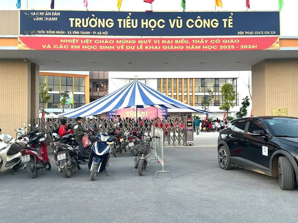 Nhà 3 tầng Hải Bối - Đông Anh 102m² giá 9 tỷ - Sẵn sàng đón Tết!