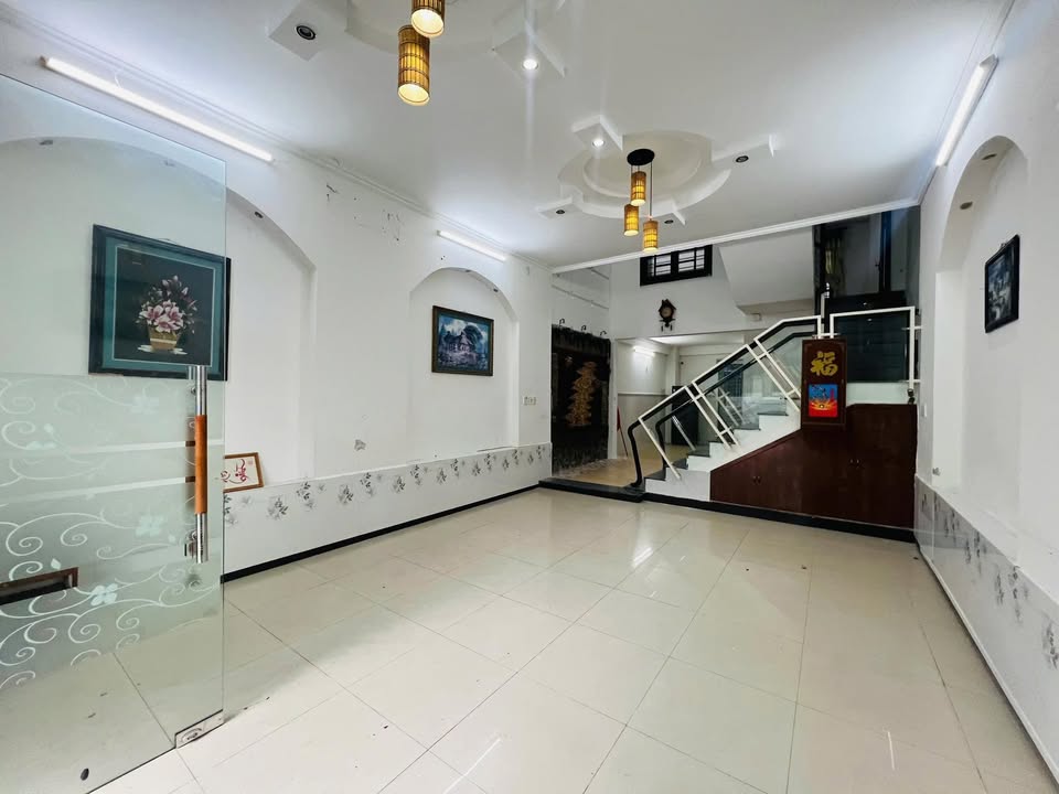 Nhà 3 tầng cho thuê mặt tiền Phan Huy Ôn, Hòa Cường Bắc, Hải Châu - Phù hợp để ở và kinh doanh