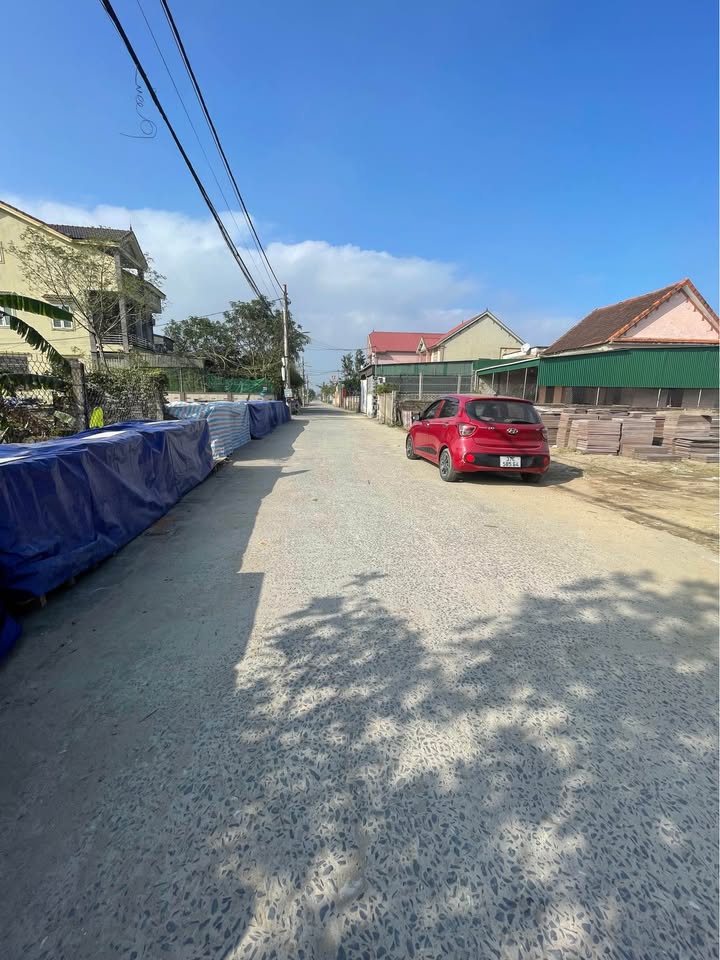 Đất Nghi Kim Vinh 105m² giá 2.8 tỷ - Vị trí đẹp tiện ích đầy đủ!