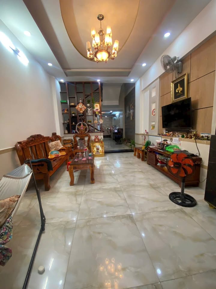 Nhà cho thuê nguyên căn đường Lê Văn Thọ, Gò Vấp – Thiết kế hiện đại, 80m² chỉ 17 triệu!