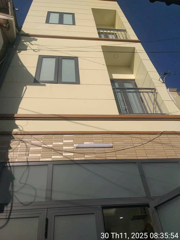 Nhà cho thuê 5PN Ngô Đức Kế, Bình Thạnh 25 triệu - Full nội thất cao cấp!