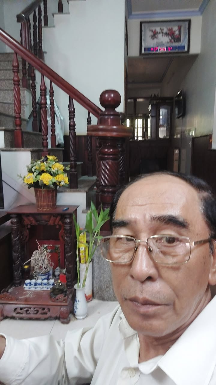 Nhà mặt tiền Phan Đăng Lưu, Dĩ An 148m² giá 6.5 tỷ - Vào ở ngay, sổ hồng riêng!