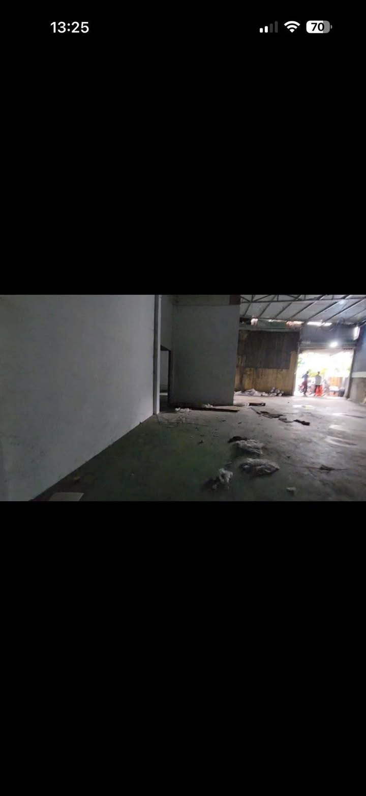 Kho 305m² Tại Khu Dân Cư Đông An, Dĩ An - Đầu Tư Siêu Lời Chỉ 5 Tỷ!