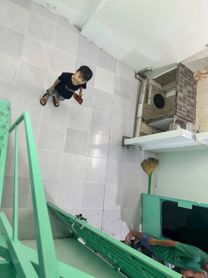 Nhà riêng Quận 6, 12m² giá chỉ 1.86 tỷ - Sổ hồng riêng, vị trí đắc địa!