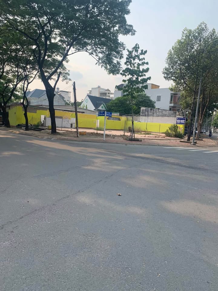 Đất nền 2 mặt tiền Nguyễn Hữu Cảnh, Thủ Dầu Một 618m² - Vị trí kinh doanh đắc địa!