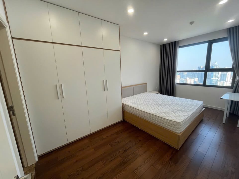 Căn hộ Vinhomes D'Capitale Trần Duy Hưng 68m² giá 9.7 tỷ - Sổ hồng lâu dài chính chủ