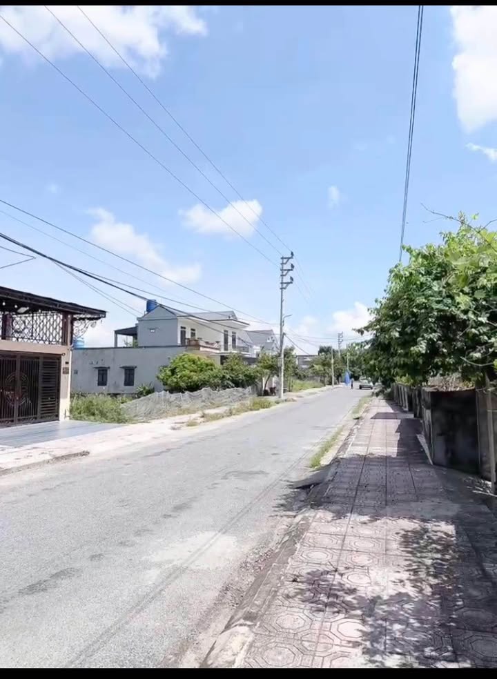 Đất nền xã Vũ Lăng, Tiền Hải 120m² giá 1.2 tỷ - Cơ hội đầu tư hấp dẫn!