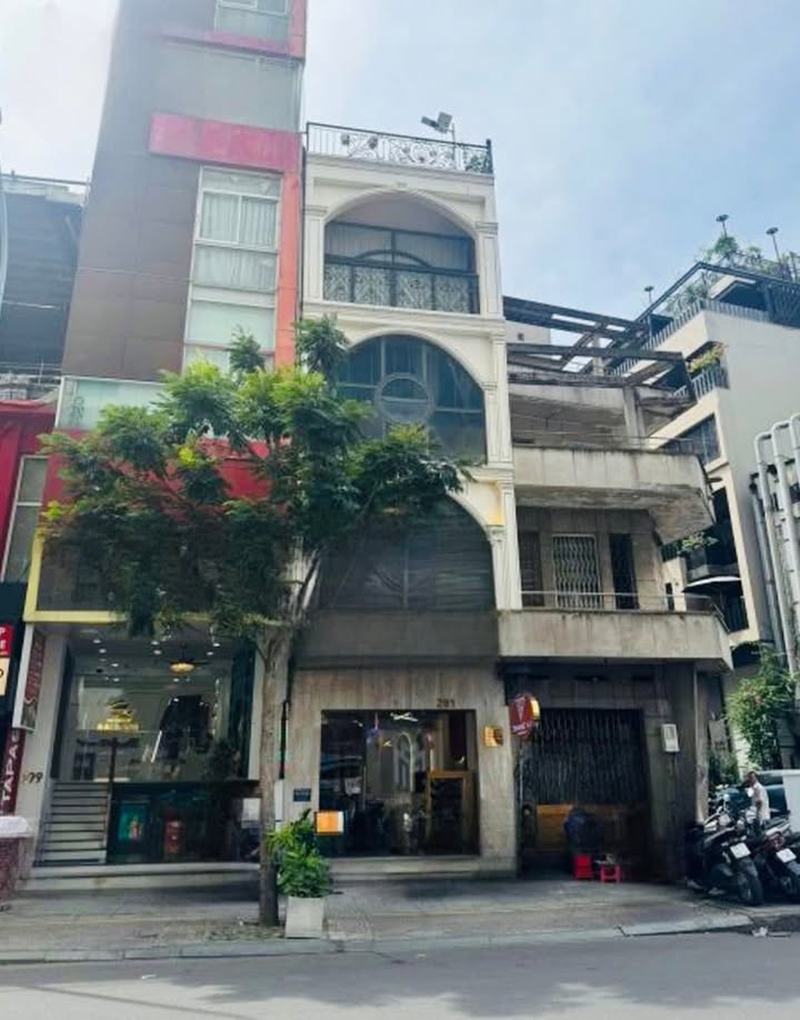 Nhà mặt tiền đường Lê Lợi, quận 1 - Diện tích 53m², giá thuê chỉ từ 130 triệu!