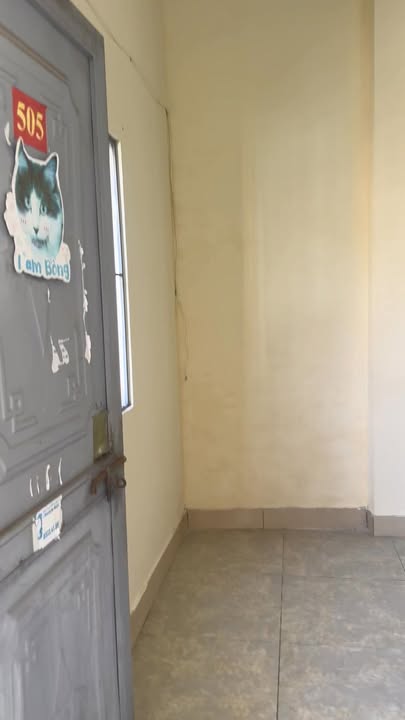 Phòng cho thuê tại ngõ 87 Yên Xá, 27m² giá chỉ 3.3 triệu - Thang máy tiện lợi!