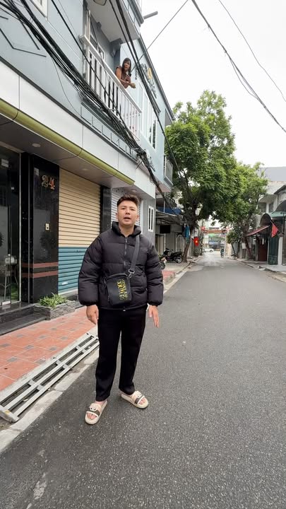 Nhà 1.5 tầng gác lửng Lãm Hà 40m² giá 1.58 tỷ - Sổ đỏ chính chủ!