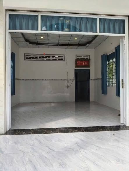 Nhà cấp 4 Phú An, 100m² giá 1.7 tỷ - Khu dân cư đông đúc, tiện ích đầy đủ!