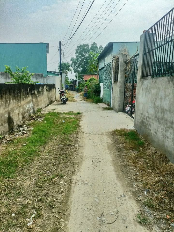 Đất thổ cư 375m² đường Kim Cương, Củ Chi - Giá 3,3 tỷ, thương lượng!