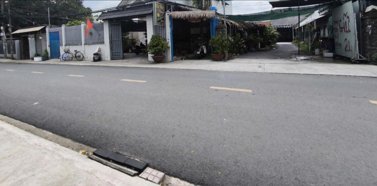 Đất thổ cư 1004m² giá 28 tỷ - Mặt tiền đường 10m xã Trung Chánh