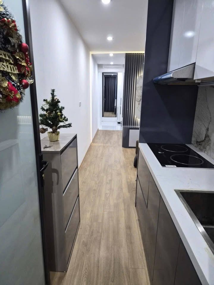 Căn hộ 2 ngủ tại phố Thái Hà 70m² giá 4.88 tỷ - Nhà đẹp, chỉ việc vào ở!