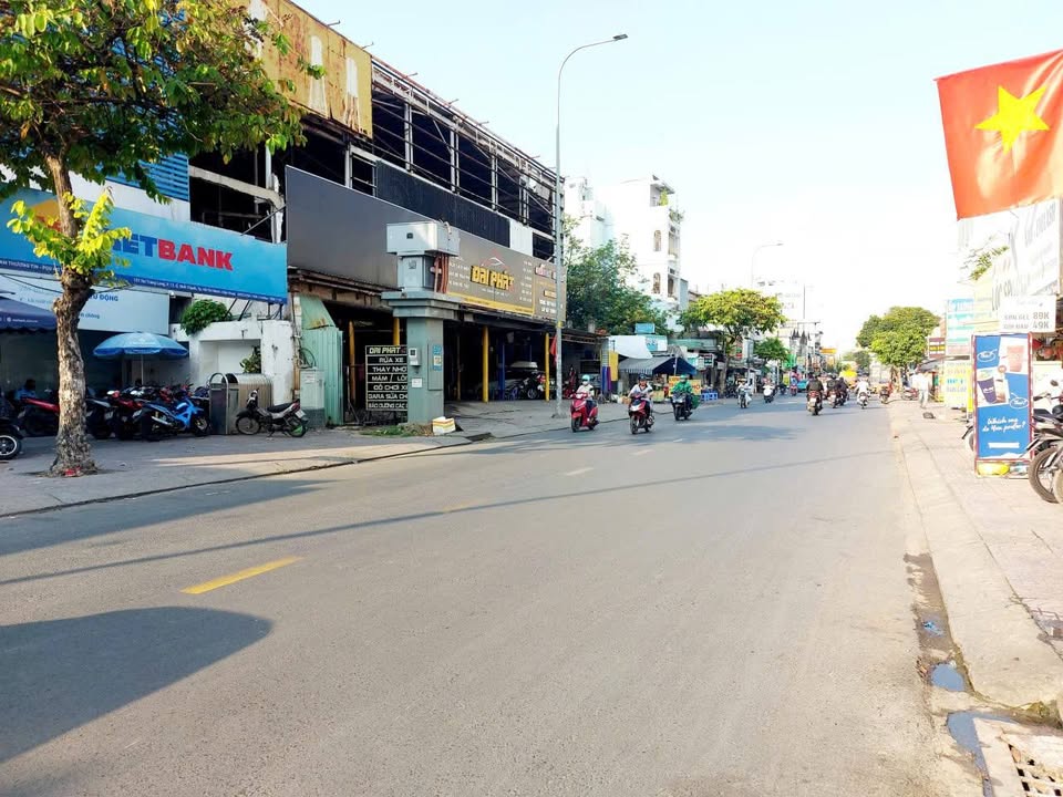 Bán gấp FrontHouse tại hẻm XH Nơ Trang Long 216m² giá 40 tỷ - Đầu tư sinh lời cao!