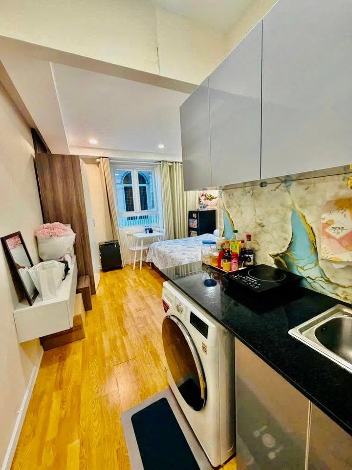 Căn hộ cho thuê Lê Văn Sỹ Q3 1PN cửa sổ trời - Đầy đủ nội thất cao cấp!