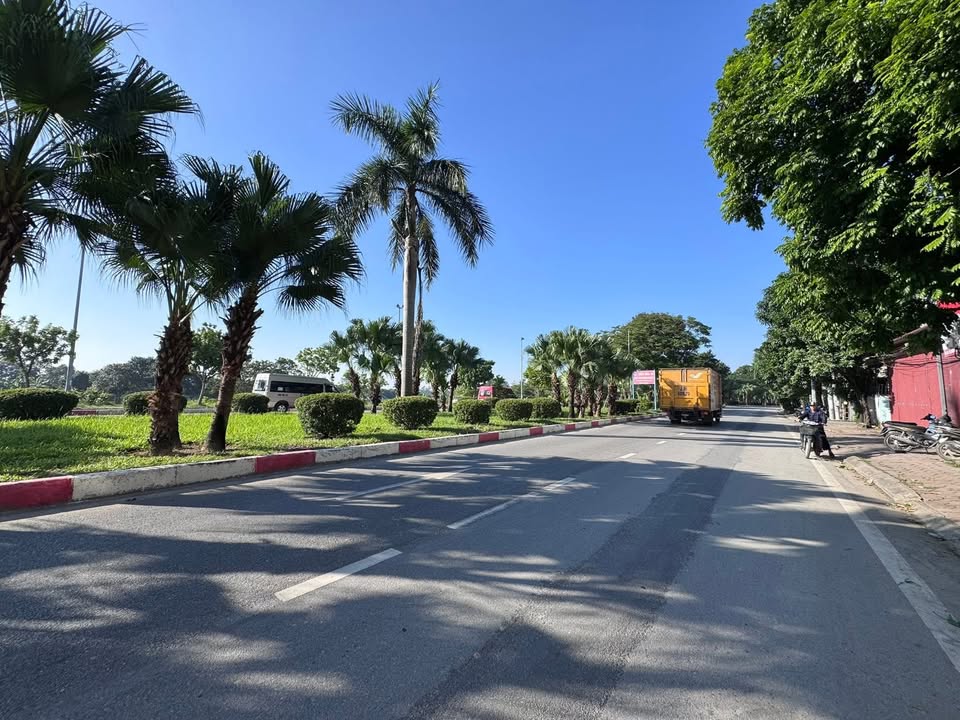 Nhà 3 tầng Nam Hồng, Đông Anh 55m² giá 5 tỷ - Đường ô tô tránh nhau, sổ đỏ chính chủ!