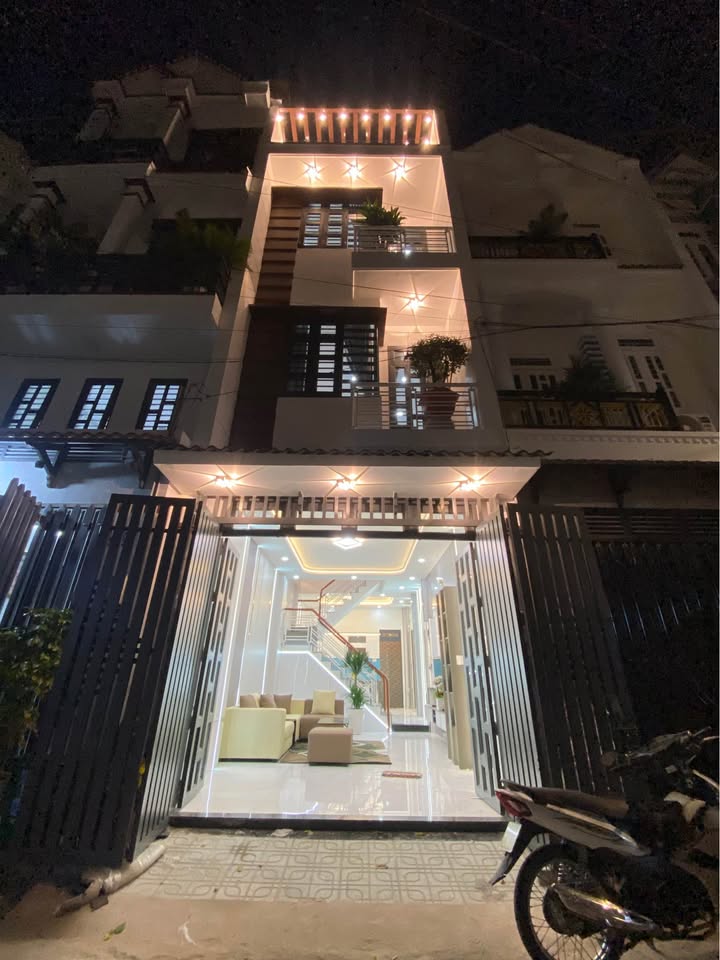 Nhà phố Hiệp Thành 52m² giá 5.75 tỷ - Full nội thất, dọn vào ở ngay!