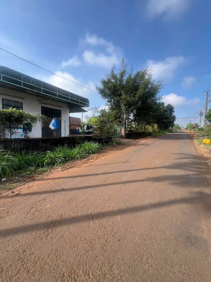 Đất mặt tiền đường Phan Huy Chú, Buôn Ma Thuột 737m² giá 2.65 tỷ - Cơ hội đầu tư tuyệt vời!