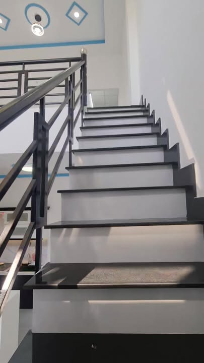 Nhà riêng khu phố Hòa Thuận 2, Cần Giuộc 140m² giá 2.2 tỷ - Bán gấp trong tuần!