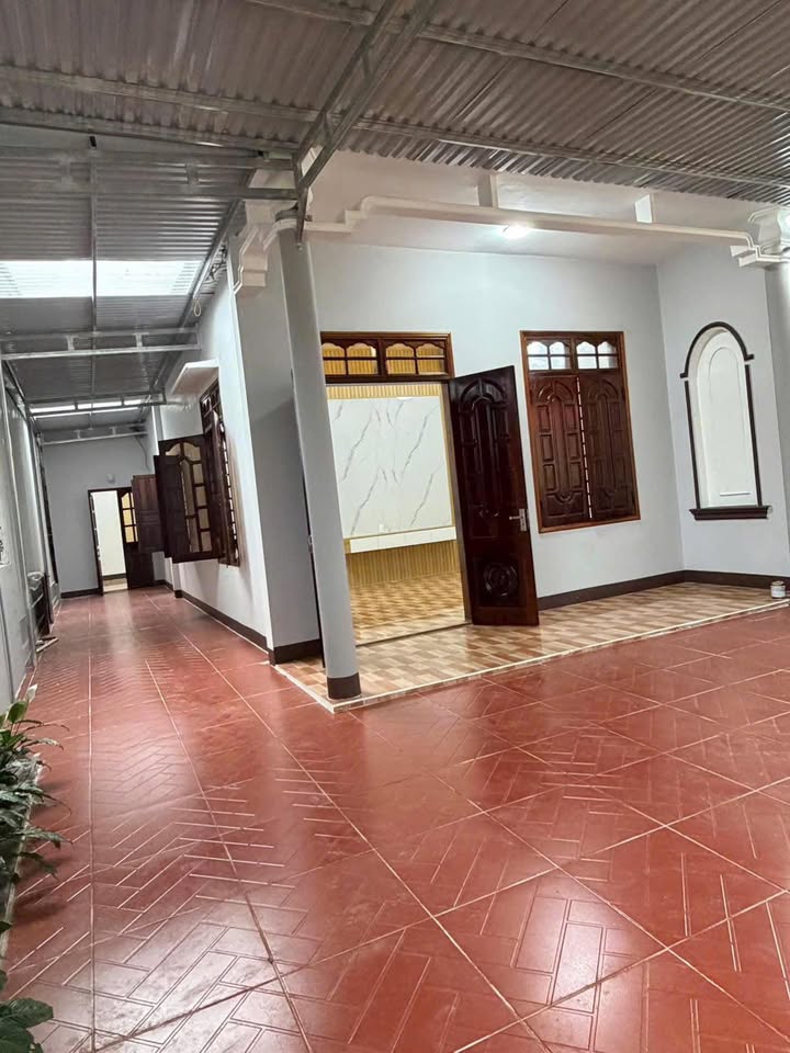 Nhà riêng phường Buôn Hồ 150m² giá 2 tỷ - Sân ô tô thoải mái!