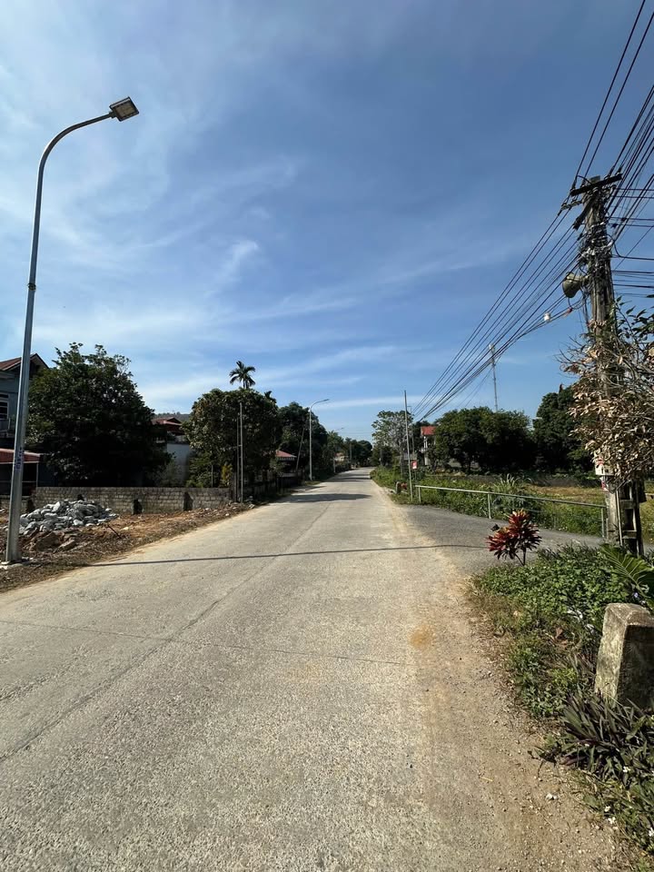 Đất nền Cư Yên, Lương Sơn 1000m² - Mặt tiền 25m, Đường ô tô tránh nhau thoải mái!