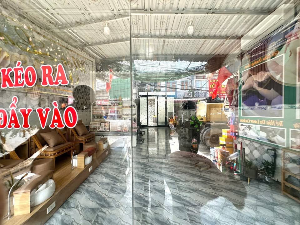 Nhà mặt tiền Nguyễn Tri Phương, Dĩ An 130m² giá 8 tỷ - Đầu tư sinh lời ngay!