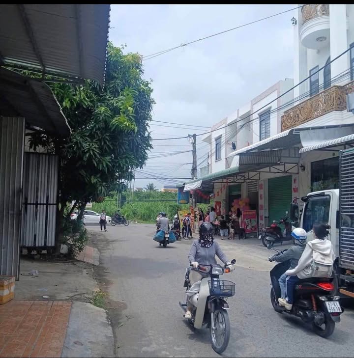 Shophouse cho thuê tại An Khánh 45m² giá 6.5 triệu - Phù hợp làm spa, văn phòng!