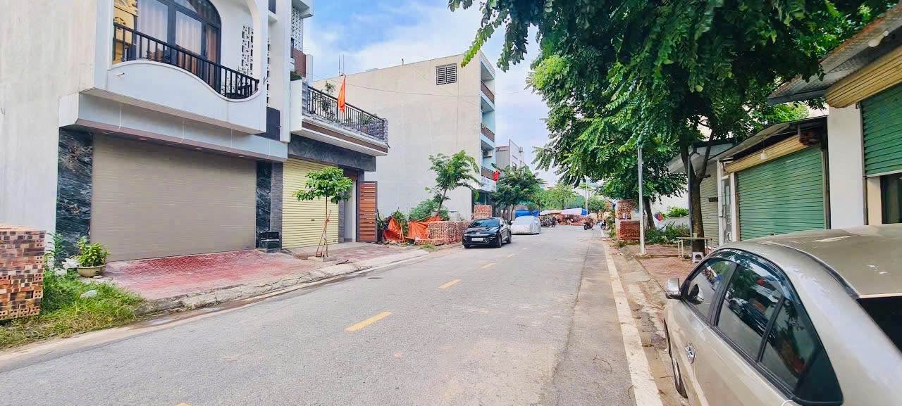 Đất nền chợ Định Trung Vĩnh Yên 100m² giá chỉ 4 tỷ - Cơ hội đầu tư hiếm có!