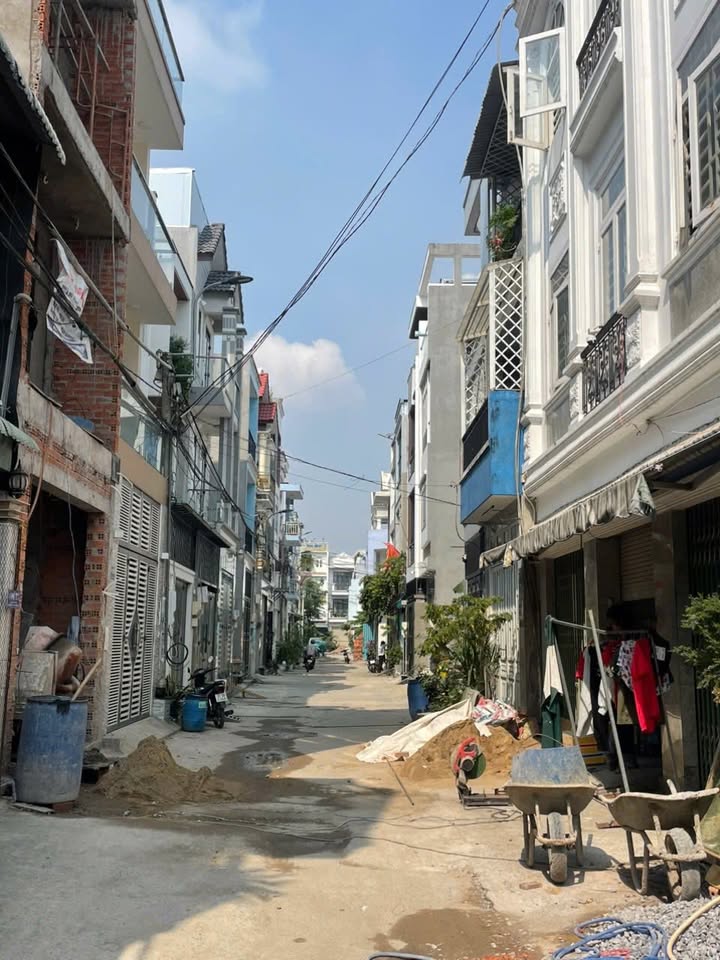 Đất nền hẻm 6m Lã Xuân Oai, Long Trường 51m² giá chỉ 3.8 tỷ - Đầu tư ngay!