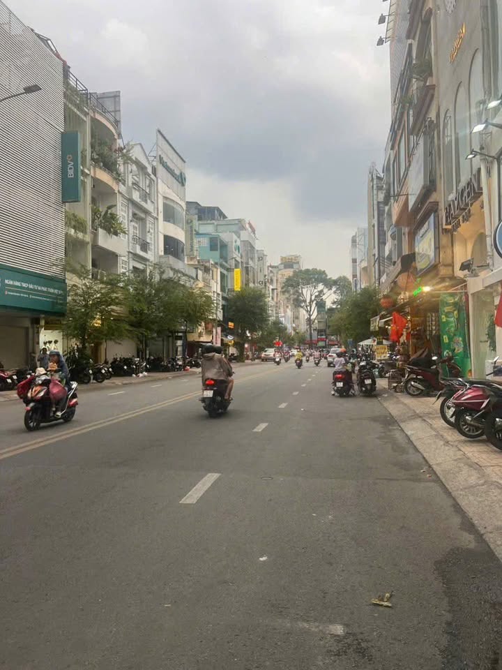 Nhà mặt tiền Võ Văn Tần, Quận 3, 100m² giá 78 tỷ - Đầu tư sinh lời tuyệt vời!