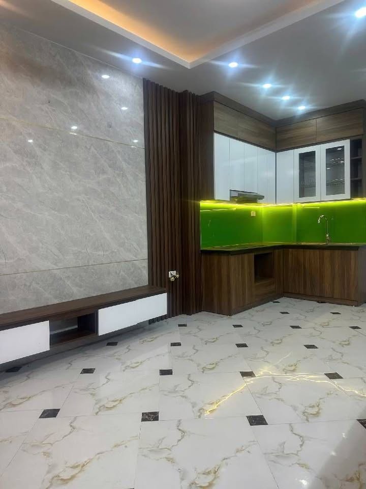 Nhà Phương Canh 30m² - 5 Tầng - Kinh Doanh Đắc Địa, Sổ Hồng Nở Hậu