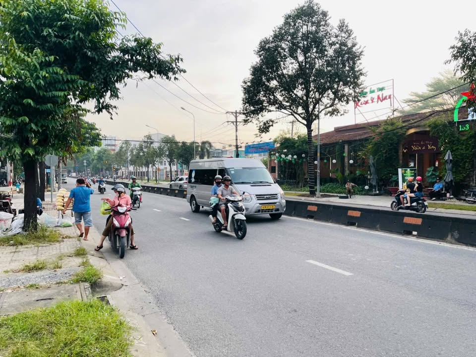 Đất mặt tiền Lê Thị Riêng, Thới An, Quận 12 - Diện tích 516m², giá 35.9 tỷ - Cơ hội đầu tư tuyệt vời!