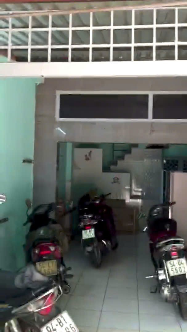 Cho thuê nhà mặt tiền đường Tạ Quang Bửu, quận 8, diện tích 44m², giá 6 triệu - Không thể bỏ lỡ!